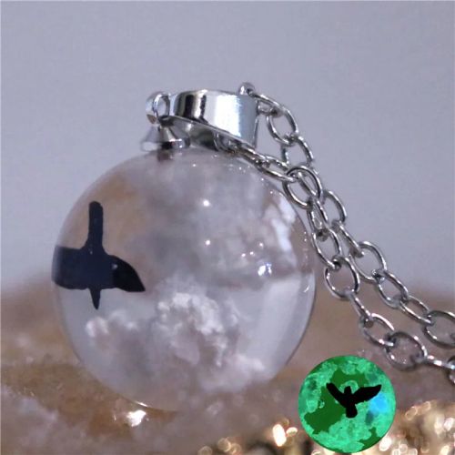 Classic Round Pendant Necklace - Fashionable Metal Chain Accessory - 14