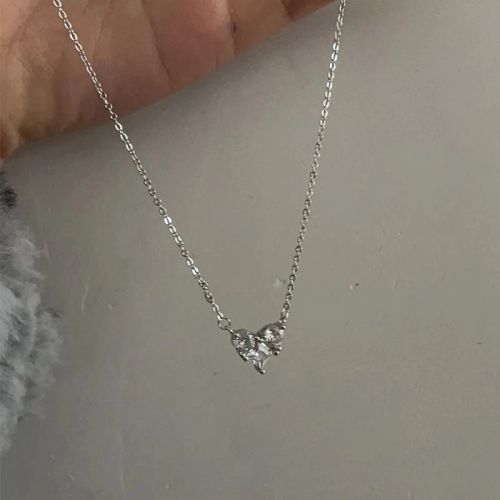 ANENJERY Shiny Zircon Heart Necklace - Trendy Fashion Accessory - S-N859-Silver