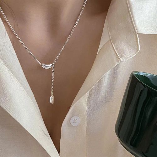 Ventfille Silver Asymmetric Heart Necklace - Elegant Party Jewellery