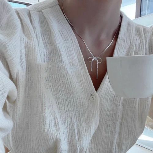 Ventfille Silver Asymmetric Heart Necklace - Elegant Party Jewellery