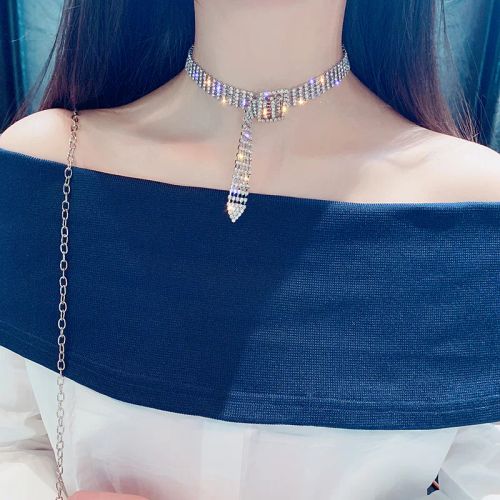 DREJEW Rhinestone Choker Necklace - Trendy Fashion Accessory - HN283-1