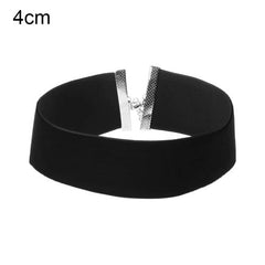 Stylish Velvet Choker Necklace - Trendy Design for Parties