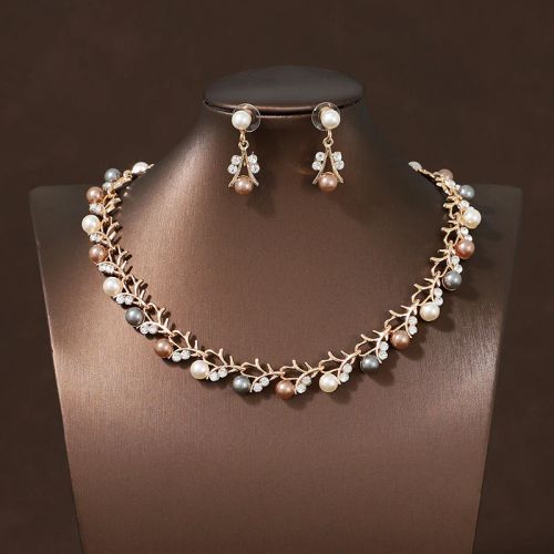 Itacazzo Exquisite Necklace & Earring Set for Weddings & Parties
