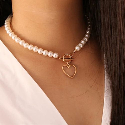 Trendy Pearl Necklace - Vintage Style - Perfect Occasion Accessory