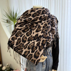 Visrover Leopard Print Warm Scarf - Stylish Winter Accessory
