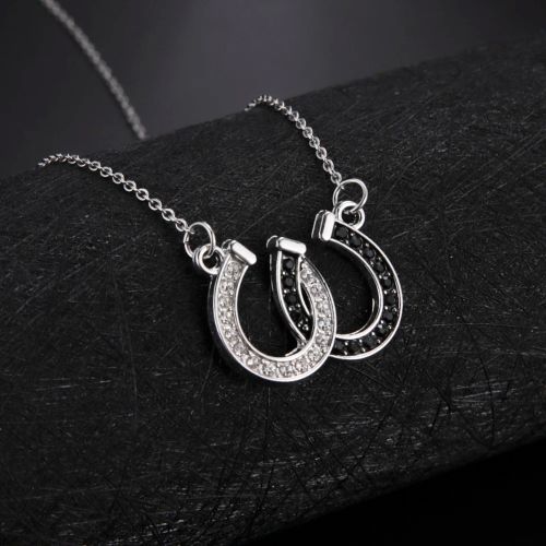 Kkjoy Crystal Hoof Pendant Necklace - Stylish & Durable Necklace Gift - Horseshoe buckle