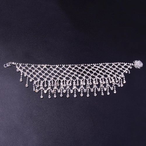 Sparkling Rhinestone Choker Necklace - Trendy Design for Parties