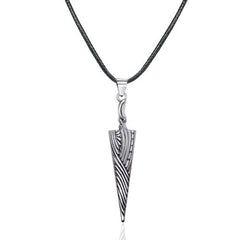 SONGCHANGJEWELRY Hollow Knight Pendant Necklace - Trendy Geometric Fashion