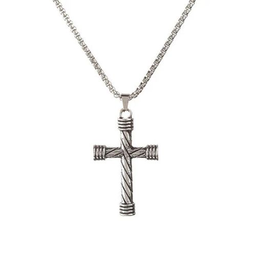 Stylish Stainless Steel Cross Pendant Necklace – Fashionable Accessory - Silver 2