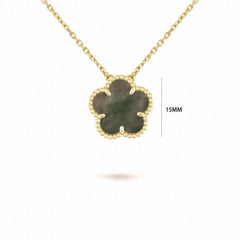 Elegant Natural Stone Flower Necklace - Exquisite Pendant Accessory