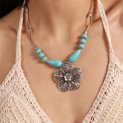 Tenande Bohemia Elephant Necklace - Turquoise Stone Statement Choker - style 1375