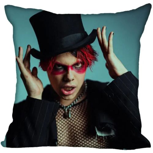 HEARMNY Yungblud Printed Pillow Case with Invisible Zipper - 45x45cm Home Decor