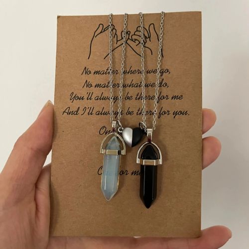 Heart Shape Pendant Necklace - Fashionable Accessory for Couples