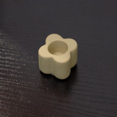 Ceramic Candlestick Holder - Handmade European Style for Home Decoration - Beige