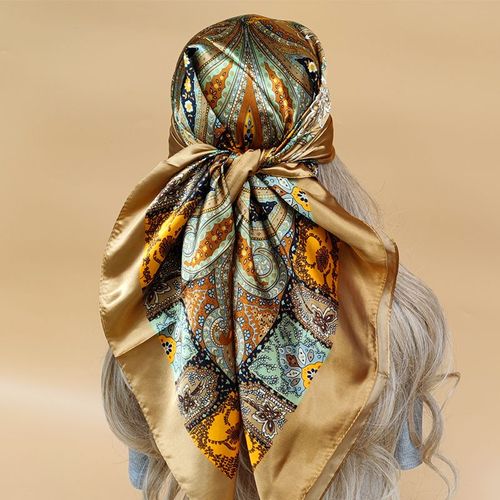 Stylish Multifunctional Silk Scarf - Versatile Fashion Accessory