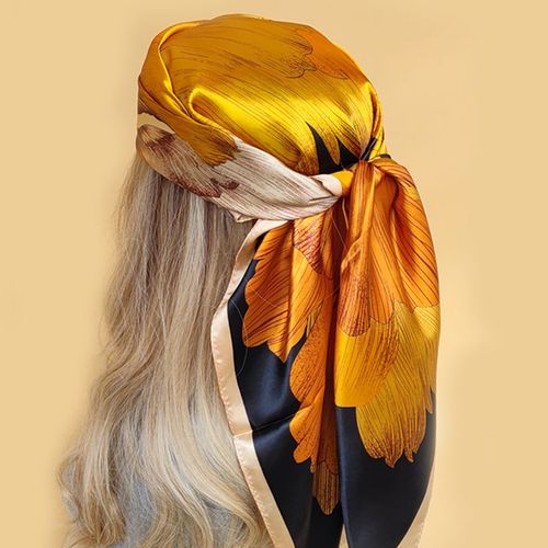 Stylish Multifunctional Silk Scarf - Versatile Fashion Accessory