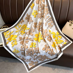 HVATILAW Floral Scarf - Luxurious Softness for Every Occasion