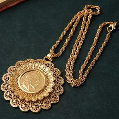 Herseygold Flower Pendant Necklace with Crystal - Fashionable Jewellery