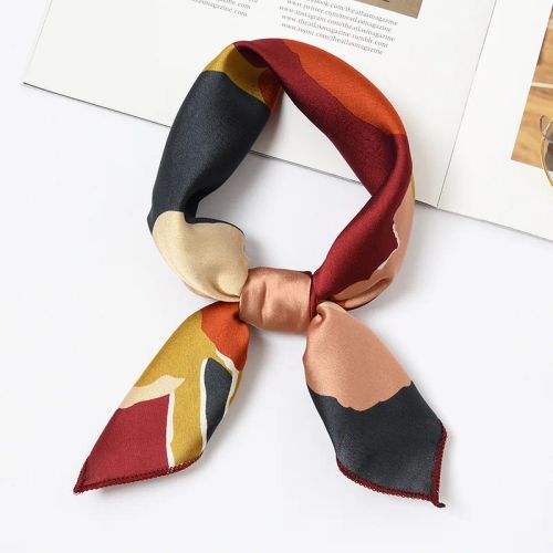 STONLAIDE Changeable Square Scarf - Multifunctional Fashion Accessory