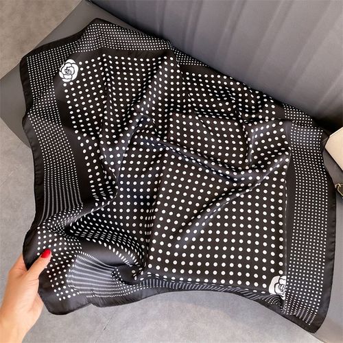 SENAIFEI Multifunctional Silk-Feeling Scarf 90x90cm - Style & Comfort