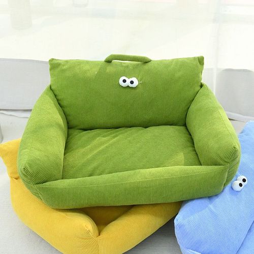 Luxury Eco-Friendly Pet Bed - Comfort & Warmth for Small Dogs