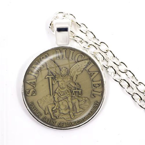 MSCHENGDORIS Trendy Glass Pendant Necklace - Exquisite Fashion Statement - 7