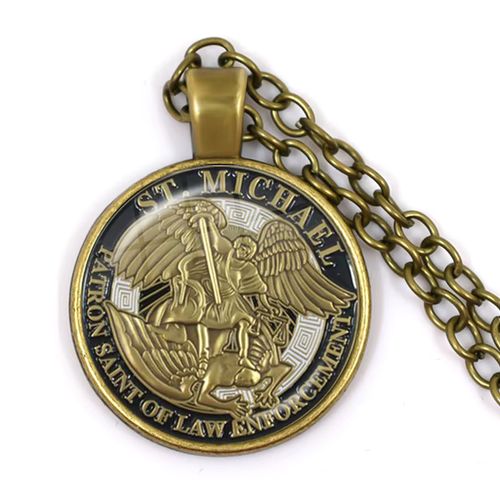 MSCHENGDORIS Trendy Glass Pendant Necklace - Exquisite Fashion Statement - 12