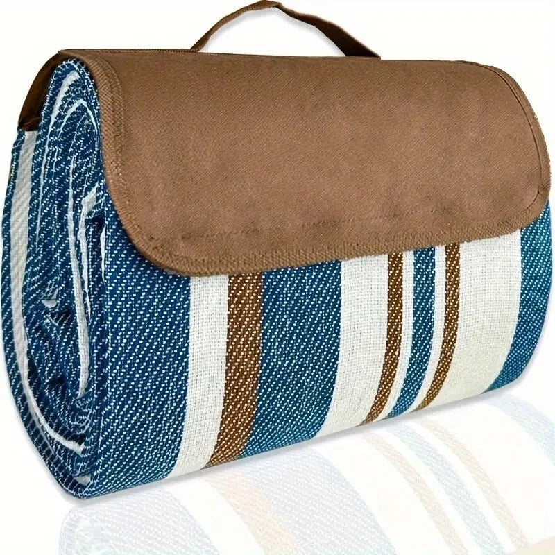 Outdoor Picnic Mat with Handle – Foldable Beach & Park Rug, Washable