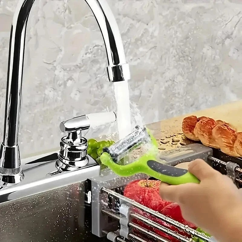 3-in-1 Stainless Steel Kitchen Gadget - Peeler, Paring Knife & Grater for Fruits